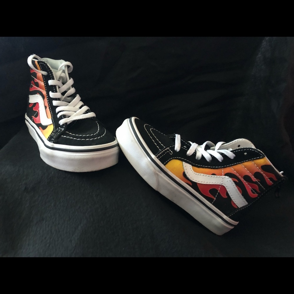 Vans/Flame design